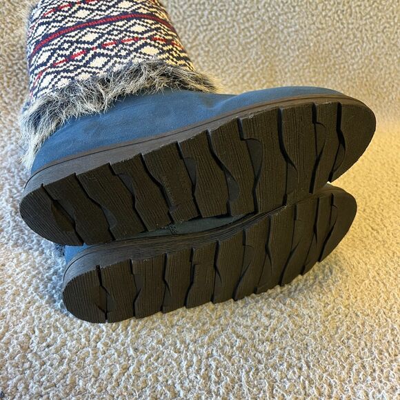 Muk Luks  Mid-Calf Boots Womens 7 Blue Fair Isle Reversible Sleeves To Fur - Picture 5 of 16